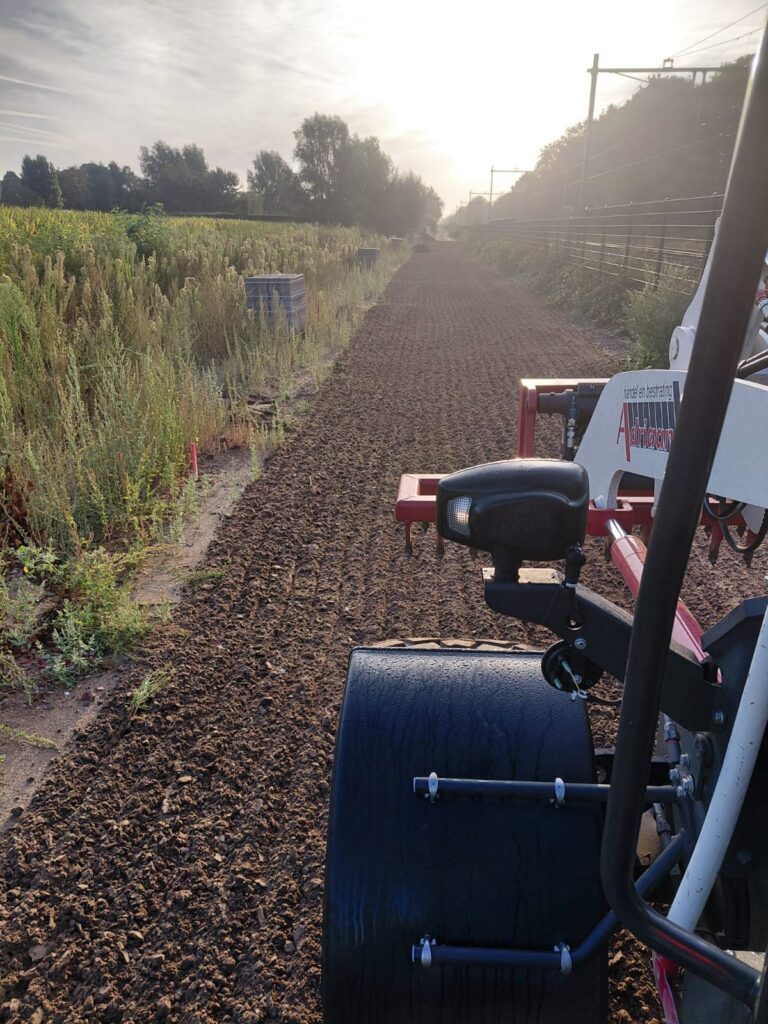 MH ripper aan het werk WA80